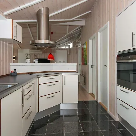 Vakantiehuis Holiday Bjert Xi *